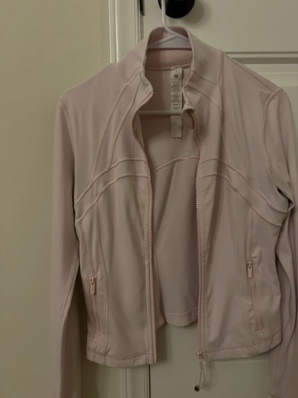 Lululemon Define Cropped Jacket *Nulu Strawberry Milkshake - Picture 4 of 6